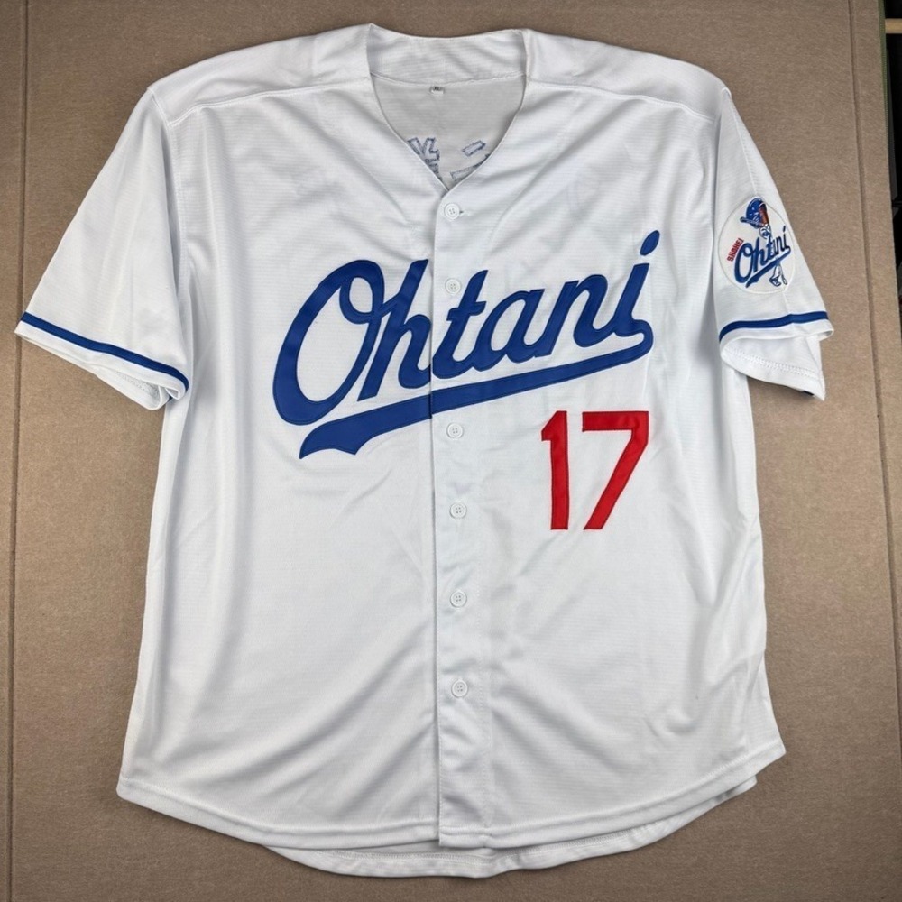 Shohei Ohtani #17 Baseball Jersey Mens XL White Japanese Kanji Button Up Sports